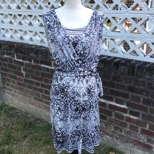 NWOT Gray Studio West Apparel printed dress XL